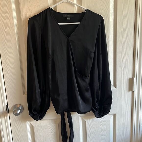 INC Black Top - Picture 1 of 5
